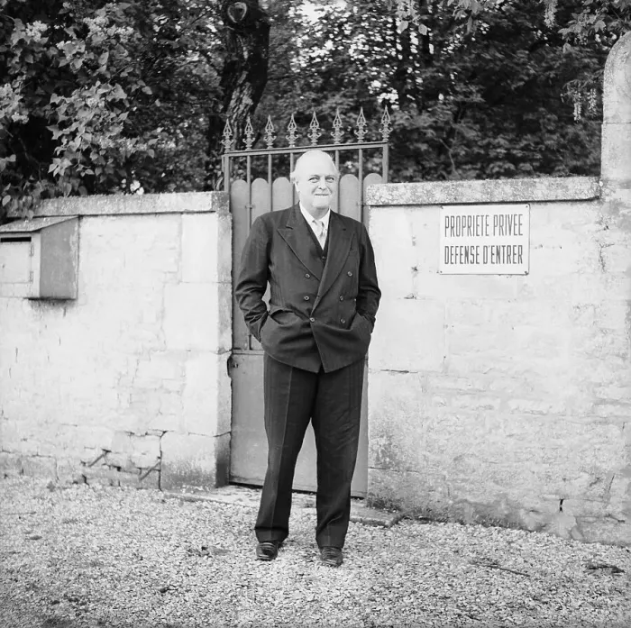 Framed Print : Randolf Churchill Denied Interview with Charles de Gaulle Framed Print : Randolf Churchill Denied Interview with Charles de Gaulle