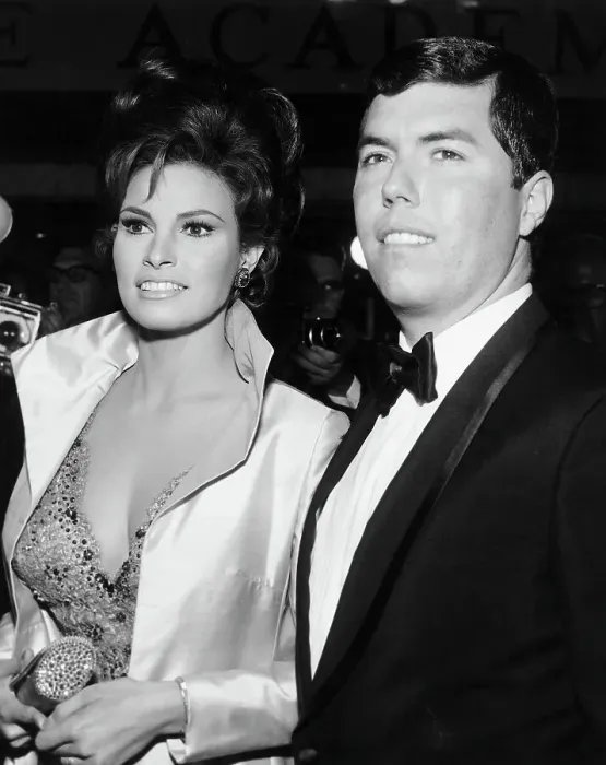 Framed Print : Raquel Welch And Husband Pat Curtis Framed Print : Raquel Welch And Husband Pat Curtis