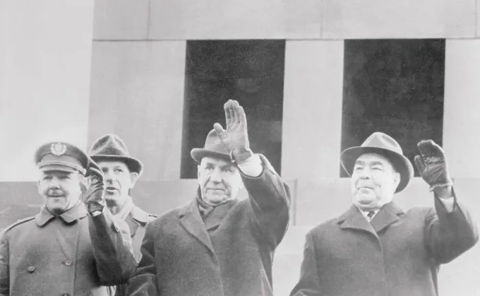 Framed Print : Raul Castro with Soviet Leaders Framed Print : Raul Castro with Soviet Leaders