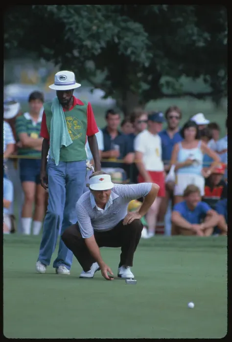 Framed Print : Ray Floyd Putting Framed Print : Ray Floyd Putting