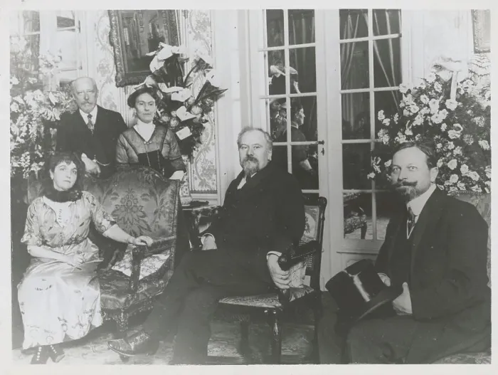 Framed Print : Raymond Poincare Posing with Family Framed Print : Raymond Poincare Posing with Family
