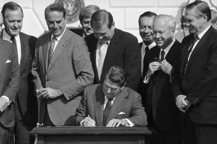 Framed Print : Reagan Signs 1986 Tax Reform Bill Framed Print : Reagan Signs 1986 Tax Reform Bill