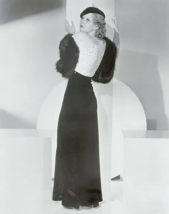 Framed Print : Rear Pose of Actress Jean Harlow Framed Print : Rear Pose of Actress Jean Harlow