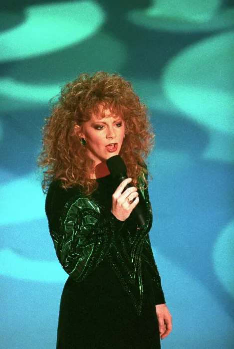 Framed Print : Reba McEntire Performing at Oscars