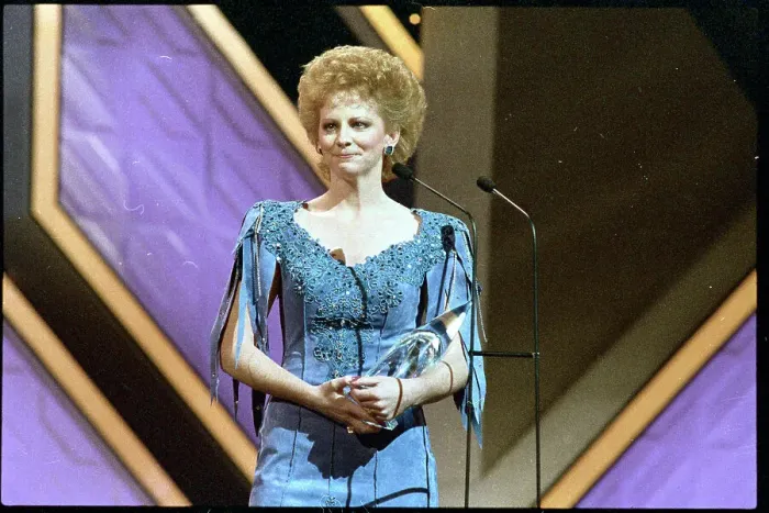Framed Print : Reba McIntire Crying After Receiving Her Country Music Award Framed Print : Reba McIntire Crying After Receiving Her Country Music Award