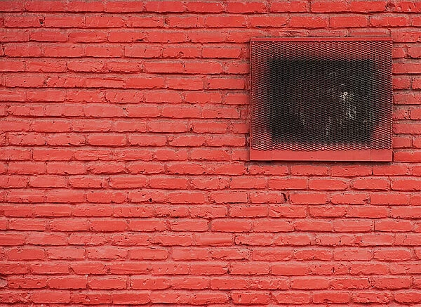 Red Brick Screen