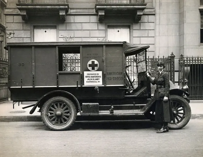 Framed Print : Red Cross Ambulance Framed Print : Red Cross Ambulance