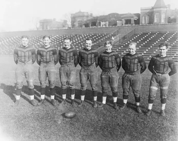 Framed Print : Red Grange with Members of the Chicago Bears Framed Print : Red Grange with Members of the Chicago Bears