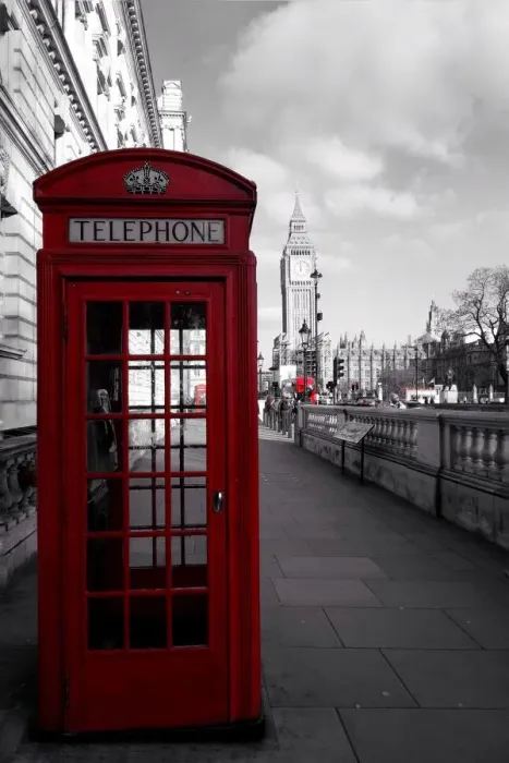 Framed Print : Red phone booth in central London with Big Ben in the background
