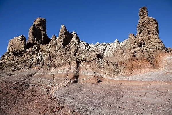 Red rock formations in Teide National Park