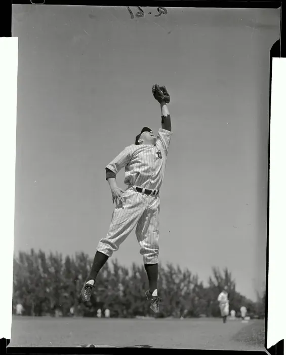 Framed Print : Red Rolfe Works Out with Yankees