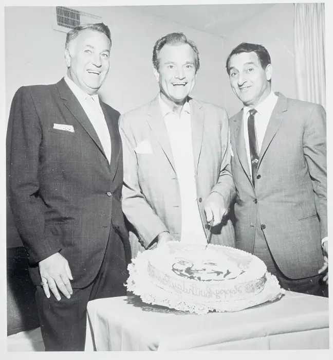 : Red Skelton Cutting His Birthday Cake : Red Skelton Cutting His Birthday Cake
