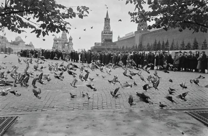 Framed Print : Red Square, Kremlin, Early 1960s Framed Print : Red Square, Kremlin, Early 1960s
