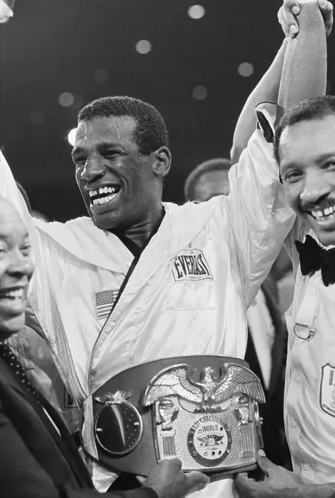Framed Print : Ref Raises Michael Spinks Hand Framed Print : Ref Raises Michael Spinks Hand
