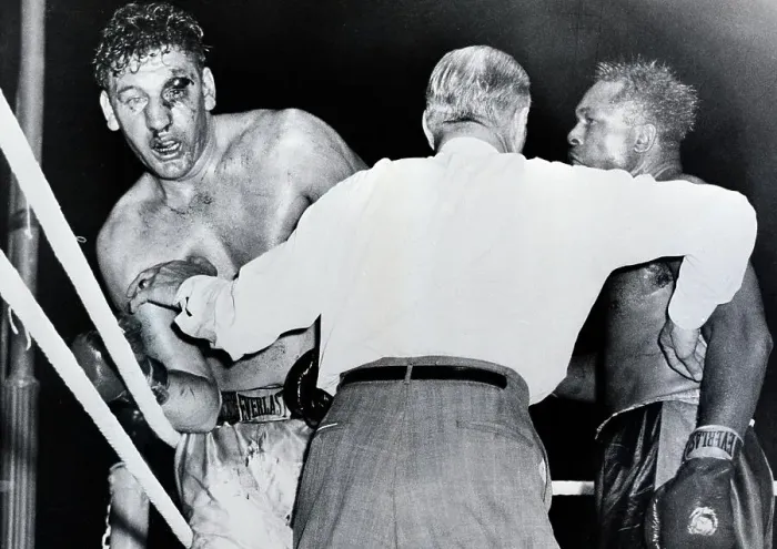 Framed Print : Referee Holds Archie Moore off James Parker During Boxing Match Framed Print : Referee Holds Archie Moore off James Parker During Boxing Match