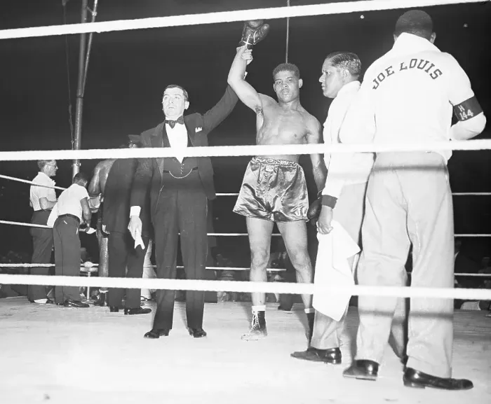 Framed Print : Referee Raising Joe Louis Hand Framed Print : Referee Raising Joe Louis Hand