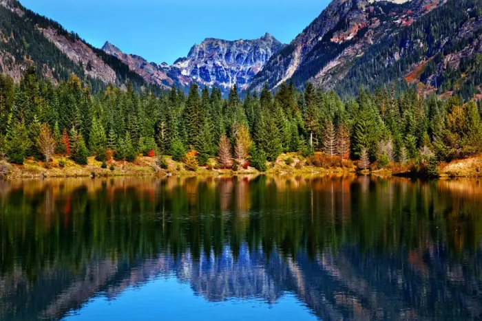 Framed Print : Reflection of Mt Chikamin Peak in Gold lake, Fall Snoqualmie Pass, Wenatchee National Forest Wilderness, Washington State, USA Framed Print : Reflection of Mt Chikamin Peak in Gold lake, Fall Snoqualmie Pass, Wenatchee National Forest Wilderness, Washington State, USA