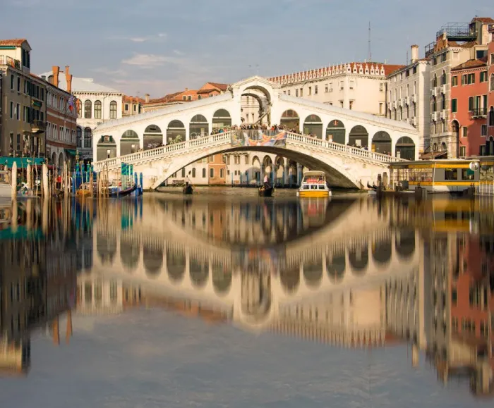 Framed Print : Reflection of Rialto Bridge in Grand Canal of Venice Framed Print : Reflection of Rialto Bridge in Grand Canal of Venice
