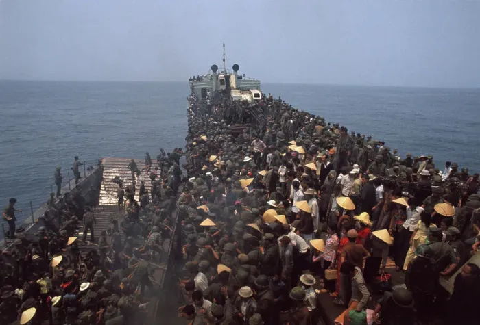 Framed Print : Refugees and Soldiers Fleeing Hue Aboard Navy Boat Framed Print : Refugees and Soldiers Fleeing Hue Aboard Navy Boat