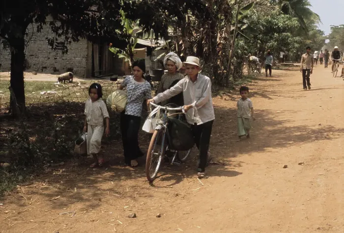 Framed Print : Refugees In South Vietnam Framed Print : Refugees In South Vietnam
