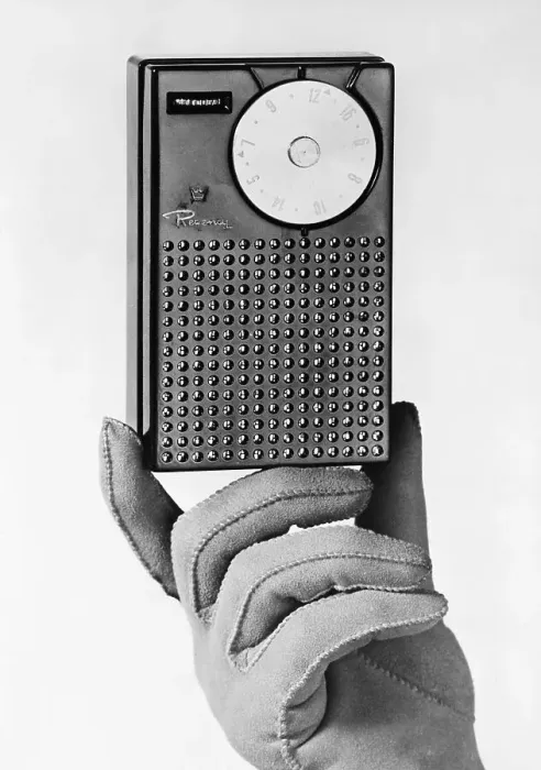 Framed Print : The Regency Pocket Size Radio