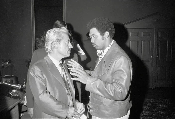 Framed Print : Reggie Jackson and Marvin Miller Chatting Framed Print : Reggie Jackson and Marvin Miller Chatting