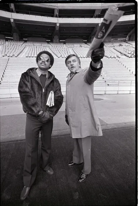Framed Print : Reggie Jackson W / Expos Field Manager Framed Print : Reggie Jackson W / Expos Field Manager