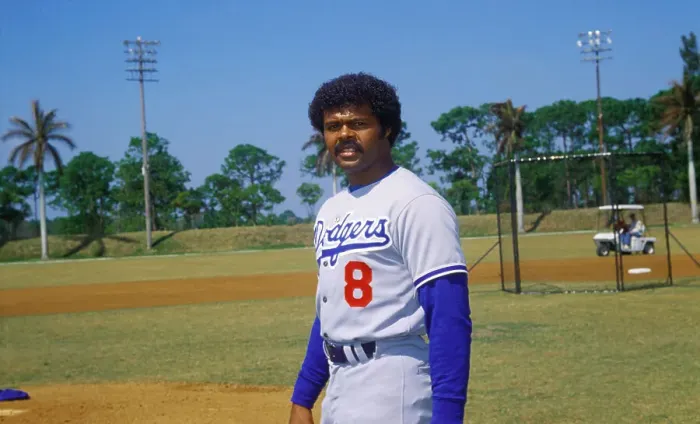 Framed Print : Reggie Smith of the Los Angeles Dodgers Framed Print : Reggie Smith of the Los Angeles Dodgers