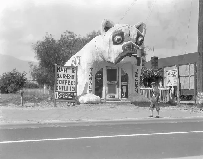 Framed Print : Restaurant Shaped Like Bulldog Framed Print : Restaurant Shaped Like Bulldog