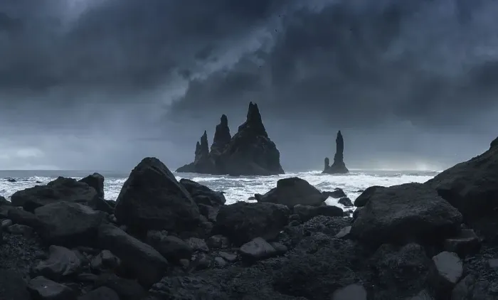 Framed Print : Reynisdrangar, trolls in water Framed Print : Reynisdrangar, trolls in water
