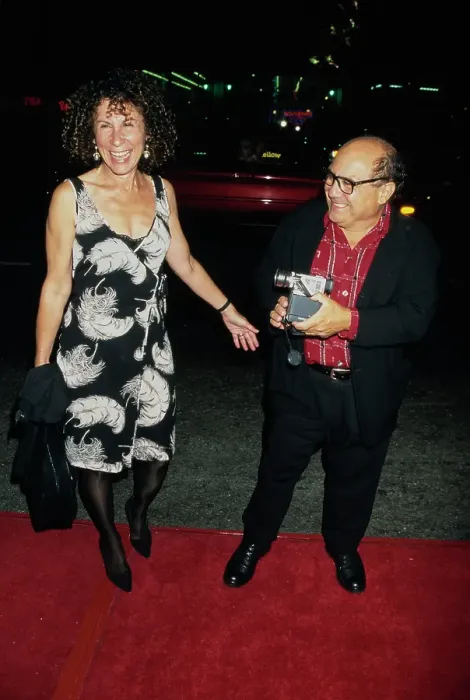 Framed Print : Rhea Pearlman and Danny DeVito Attend L.A. Confidential Premiere Framed Print : Rhea Pearlman and Danny DeVito Attend L.A. Confidential Premiere