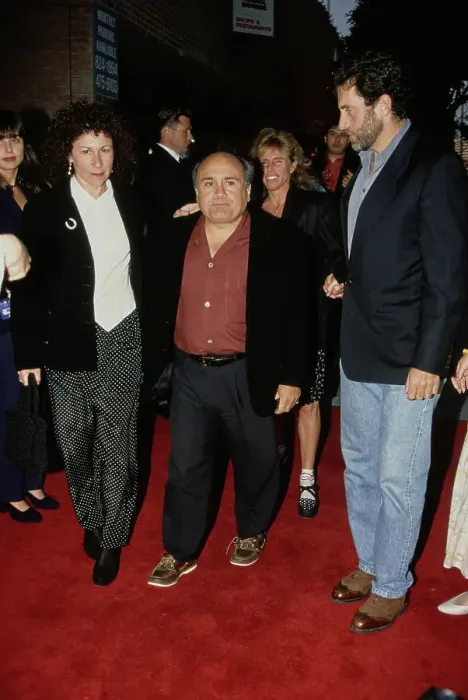 Framed Print : Rhea Perlman and Danny DeVito Framed Print : Rhea Perlman and Danny DeVito