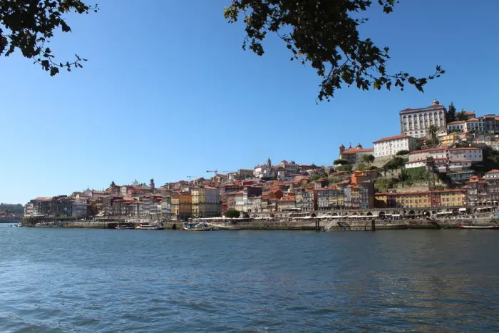 Framed Print : Ribeira district in Porto from Vila Nova de Gaia Framed Print : Ribeira district in Porto from Vila Nova de Gaia
