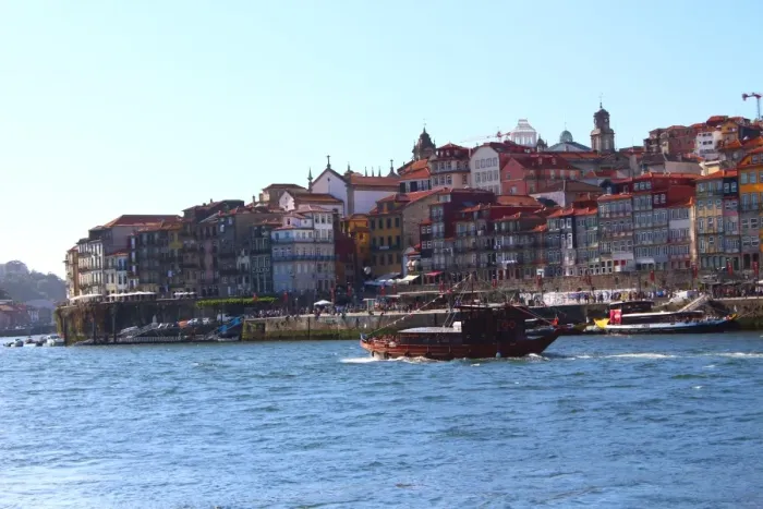 Framed Print : Ribeira district in Porto from Vila Nova de Gaia Framed Print : Ribeira district in Porto from Vila Nova de Gaia