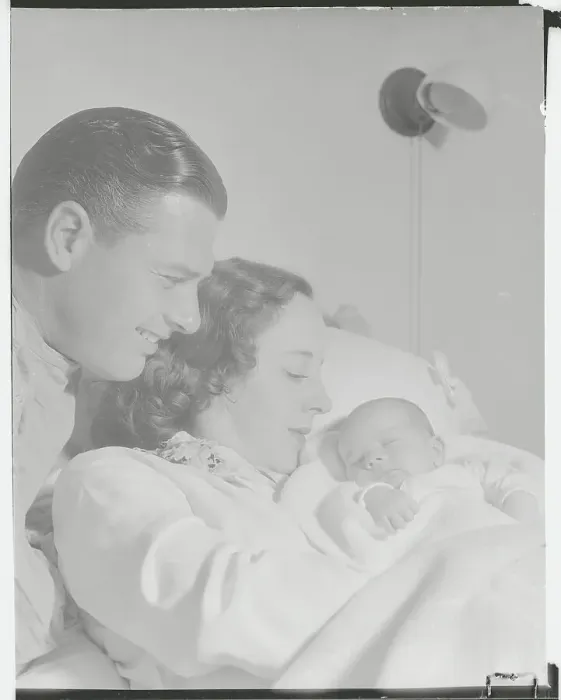 Framed Print : Richard Arlen and Wife with Infant Son Framed Print : Richard Arlen and Wife with Infant Son