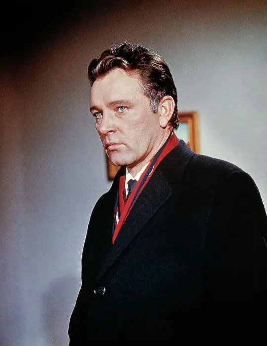 Framed Print : Richard Burton Framed Print : Richard Burton