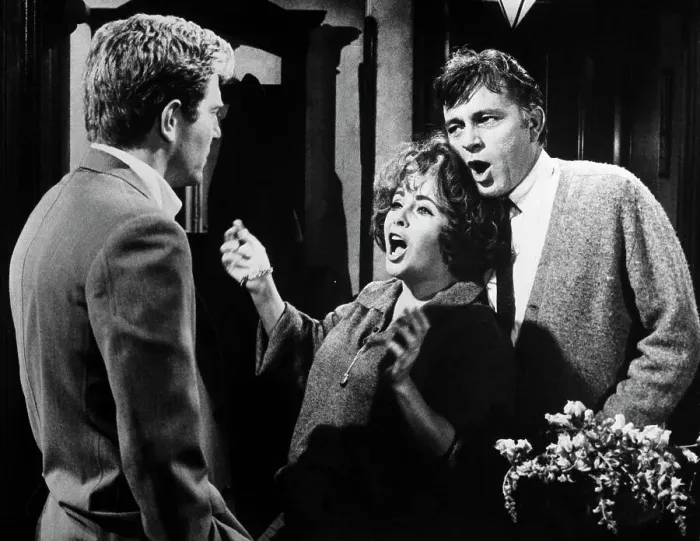 Framed Print : Richard Burton, Liz Taylor and George Segal Framed Print : Richard Burton, Liz Taylor and George Segal