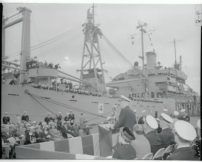 Framed Print : Richard E. Byrd Addressing a Dockside Audience Framed Print : Richard E. Byrd Addressing a Dockside Audience