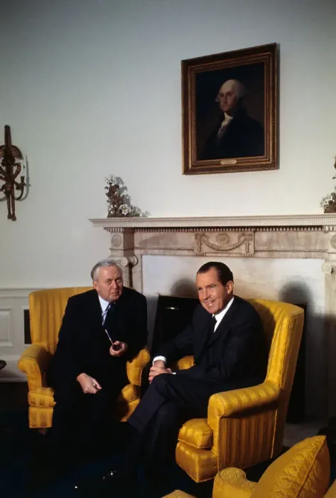 Framed Print : Richard M. Nixon with British Prime Minister in Meeting Framed Print : Richard M. Nixon with British Prime Minister in Meeting
