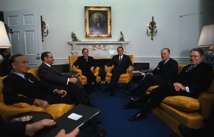 Framed Print : Richard Nixon with Congressional Leaders Framed Print : Richard Nixon with Congressional Leaders