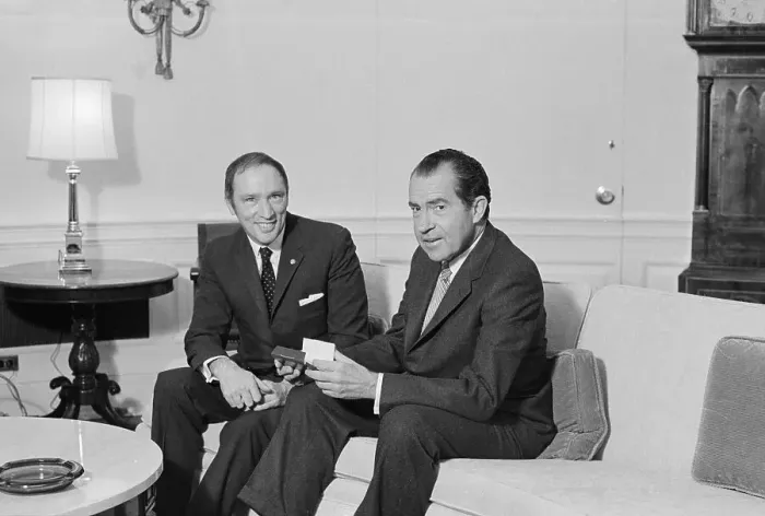 Framed Print : Richard Nixon with Pierre Trudeau