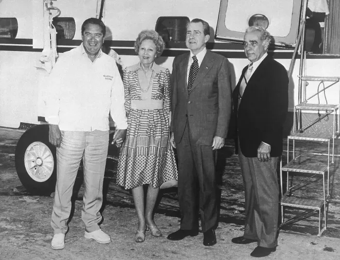Framed Print : Richard Nixon on Vacation with Wife and Friends Framed Print : Richard Nixon on Vacation with Wife and Friends