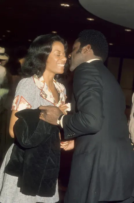 Framed Print : Richard Roundtree At An Event Framed Print : Richard Roundtree At An Event