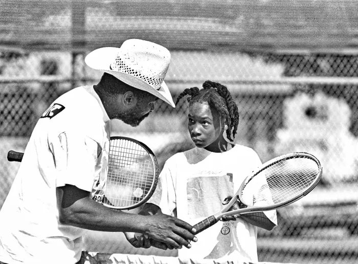 Framed Print : Richard & Venus Williams On Compton Tennis Court Framed Print : Richard & Venus Williams On Compton Tennis Court