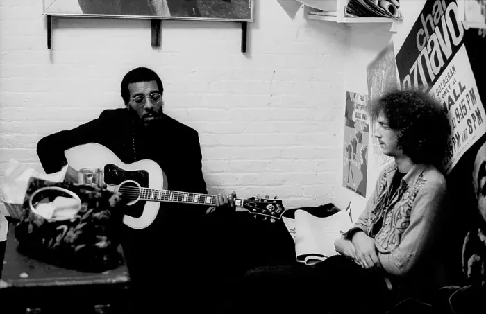Framed Print : Richie Havens At The Cafe Au Go Go