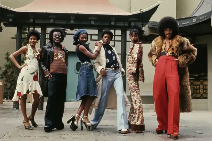Framed Print : Right on! Fashion Shoot, 1974 Framed Print : Right on! Fashion Shoot, 1974