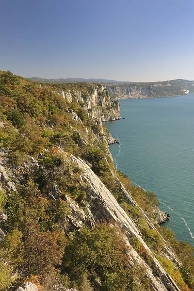 Rilke path and the steep coast of Sistiana, Italy, Europe