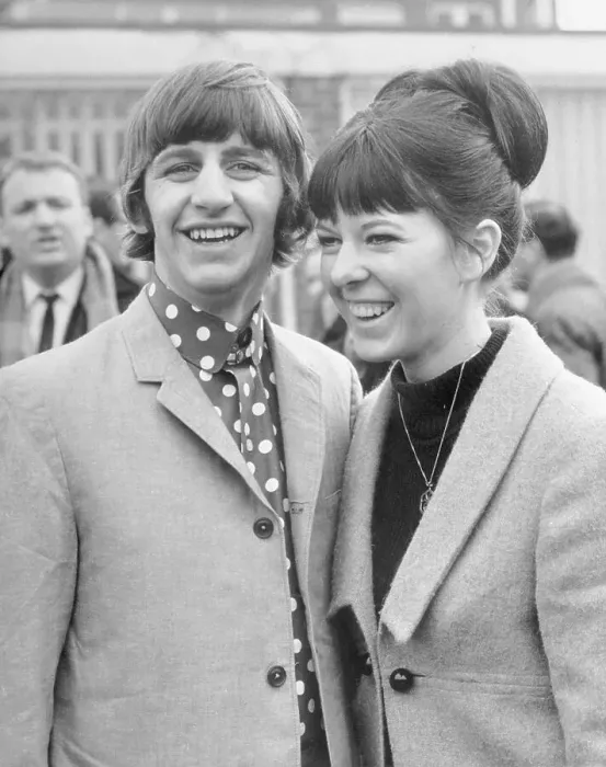 Framed Print : Ringo Starr and New Wife on Honeymoon Framed Print : Ringo Starr and New Wife on Honeymoon