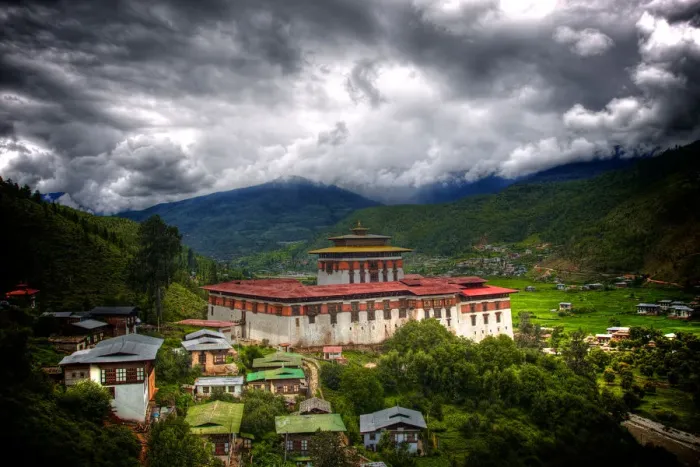 Framed Print : Rinpung Dzong at Paro, Bhutan Framed Print : Rinpung Dzong at Paro, Bhutan
