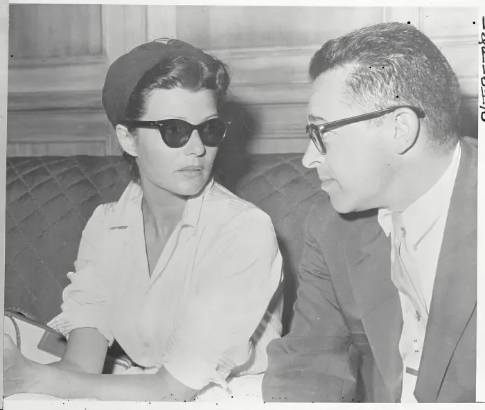 Framed Print : Rita Hayworth Conversing with Attorney Framed Print : Rita Hayworth Conversing with Attorney